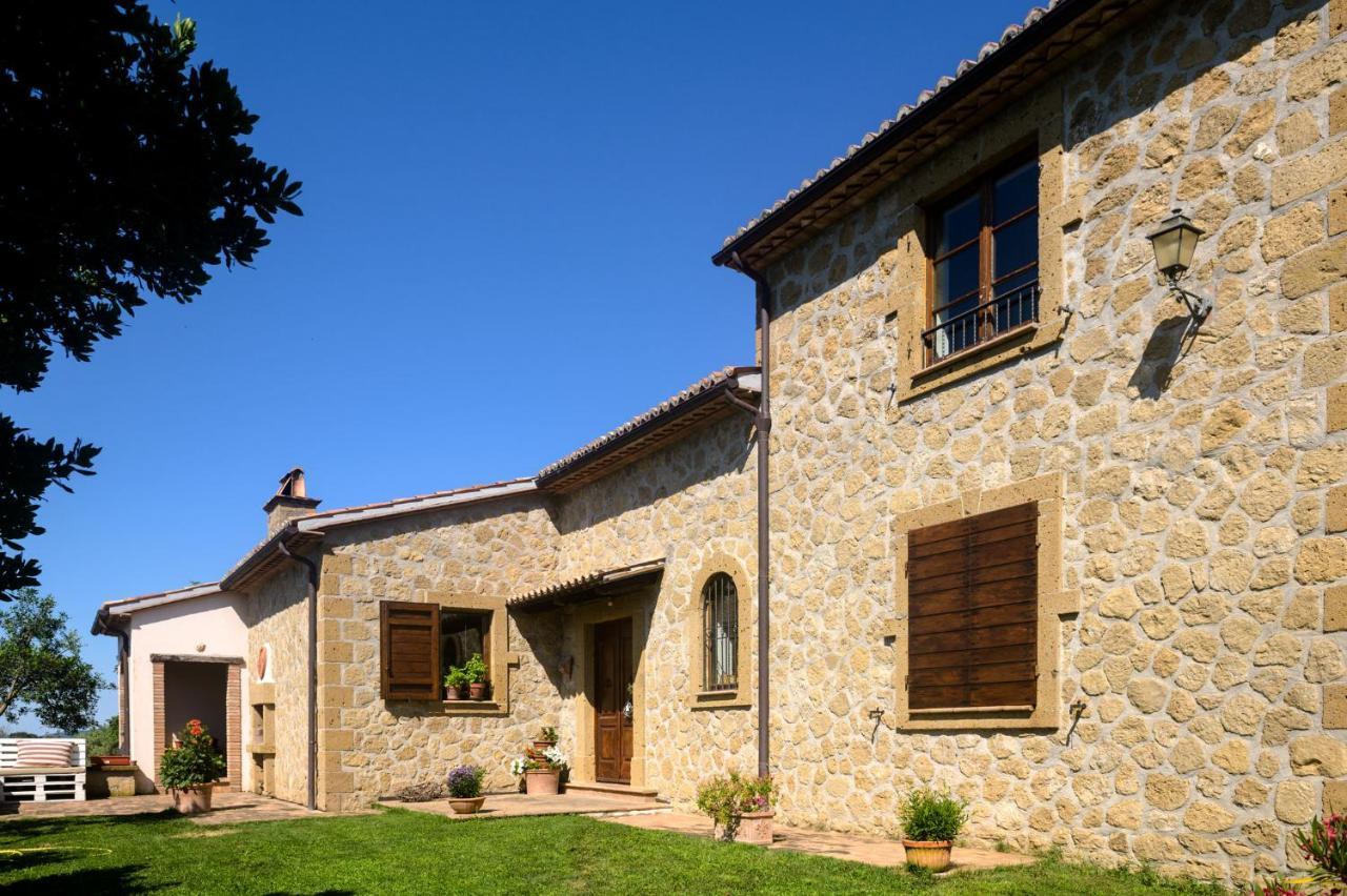 B&B Vallecupa Farnese Экстерьер фото