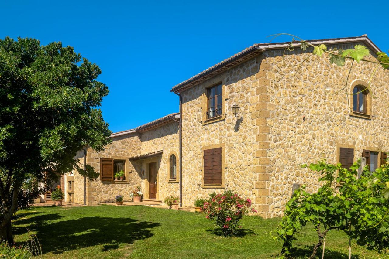 B&B Vallecupa Farnese Экстерьер фото
